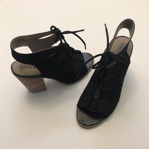 Hinge black leather heels